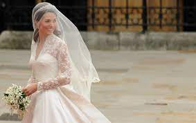 Herzogin Kate Hier Gibt Es Ihr Hochzeitskleid Zu Kaufen