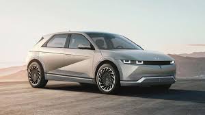 This car is based on hyundai's concept car, perfecting the design to create a competitive vehicle in the emerging electric car market. 79wrjr0libtw4m