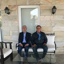 20 ocak 1953 tarihinde trabzon'un fındıklı köyünde doğan alaattin çakıcı, gençlik döneminde bir süre cezaevinde kaldıktan sonra 1980 öncesinde baba ali çakıcı ve kardeşi gençağa çakıcı ile birlikte mhp ülkü ocaklarına dahil oldu. Alaattin Cakici Ya Surpriz Ziyaret