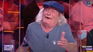 Sa biographie, son actualité, ses photos et vidéos. Photos Tpmp Comme Rene Malleville Ces Chroniqueurs N Ont Fait Que Passer