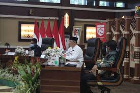 Pusat pelatihan pertanian (puslatan) selaku lembaga sertifikasi profesi (lsp) pertanian yang merupakan institusi badan penyuluhan dan pengembangan sumber daya manusia pertanian (bppsdmp), kementerian pertanian melaksanakan sertifikasi kompetensi bagi sdm sektor pertanian. Sekda Fahrizal Fitri Pimpin Rapat Koordinasi Pengawalan Program Kementerian Pertanian Ri Di Provinsi Kalteng Multimedia Center Provinsi Kalimantan Tengah