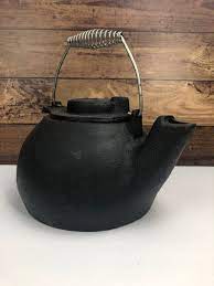 Cast Iron Kettle Vintage Black Kettle Wood Stove Kettle Etsy Cast Iron Kettle Old Mountain Cast Iron Kettle
