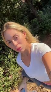 Barbara Mandolini's Instagram, Twitter & Facebook