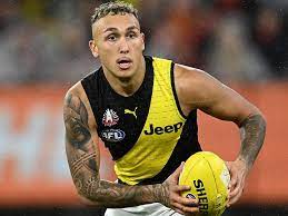 Started to deliver on his potential in 2019, hiring a personal trainer when he went home to perth over his holidays and returning in great shape. Afl 2021 Trade News Rumours Giant Signs Contract Extension Herald Sun