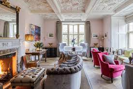 Built in the 1640s, this traditional cotswold stone cottage boasts key features typical of the vernacular style including stone mullioned windows, surmounted with drip moulds and stone slate roofs and has been sympathetically restored by owner simon fenwick. 10 Romantic Spots To Cozy Up In The Cotswolds