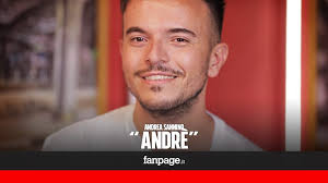 Ma è anche un luogo magico dove una favola divertente e romantica, scritta da sal da vinci e ciro villano, prende forma, attraverso musiche e voci straordinarie, in primis quella di sal, coreografie pazzesche, dirette da marcello e mommo sacchetta, effetti spettacolari. Scarica Andrea Sannino Abbracciame Fmgtvwc Usman48 Info