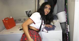 Jennifer avalon and jewel in the break room pt 1. My Taboo Violet Myers Siblings Pov Sex In Laundry Room Hd