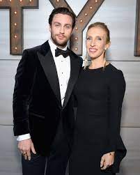 Da wikipédia, a enciclopédia livre. Aaron Taylor Johnson Reveals What He S Really Thinking When People Ask About His Marriage S 24 Year Age Gap