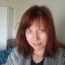 Lori Ferraro's Instagram, Twitter & Facebook