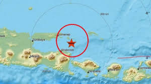 Kepala badan meteorologi klimatologi dan geofisika (bmkg), dwikorita karnawati menjelaskan. Jawa Timur Dan Bali Digoyang Gempa 3 Tewas