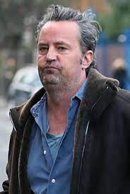 See his pic and find out more about the couple. Matthew Perry Starportrat News Bilder Gala De