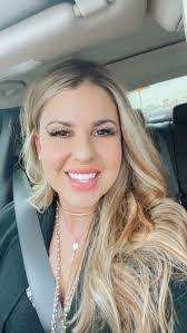 Danielle Cordell's Instagram, Twitter & Facebook