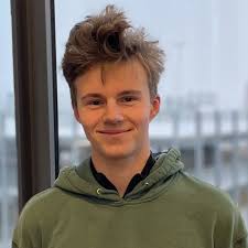 Wir beschäftigen unseren ersten Praktikanten bei expandAI!