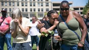 When a gunman opened fire on revelers enjoying a night out in dayton, ohio, early sunday, he killed 9 people in less than a minute. Gunman Kills 9 In Dayton Entertainment District The New York Times
