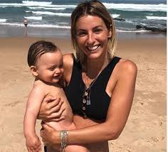 Marítima, e foi alvo de críticas ao seu eventual excesso de peso. Jessica Athayde Leva Oliver 1 Hora Por Dia A Praia