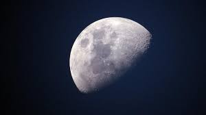 Le soleil est certes la source principale de lumière mais son reflet sur la terre et sur le sol de la lune doivent être pris en compte. Retour Sur La Lune La Nasa Choisit Spacex Pour Sa Prochaine Mission Habitee