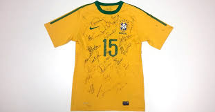 Ägypten trikot albanien trikot argentinien trikot australia trikot belgien trikot brasilien trikot canada trikot chile trikot costa rica trikot dänemark trikot deutschland trikot ecuador trikot. Brasilianische Fussballstars Signieren Silva Fantrikot