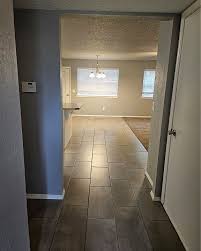 2705 W Magnolia St, Rogers, AR 72758