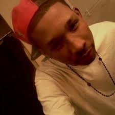 PrettyBoy--- (@FUCKYOULUTHER)