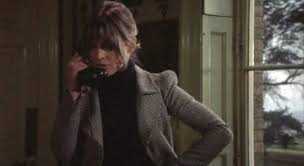 She made her feature film debut in the fast lady, a 1962 romantic comedy. Time For Tweed Julie Christie In Don T Look Now