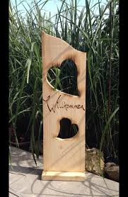Dekobretter Aus Massivholz Naturbelassen Der Schriftzug Willkommen Wurde Eingebrannt Ca 82 Cm Hoch Und 24 Cm Breit Rustikales Handwerk Holzbrett Dekoration