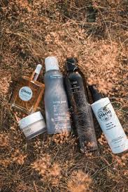 It does require a little lift on your end (i.e. Best 5 Styling Products For Short Fine Hair