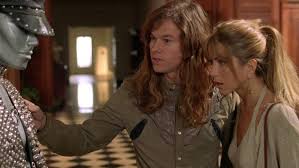 It tells the story of chris izzy cole, a tribute band singer who ascended to the position of lead vocalist of his favorite band. Rock Star 2001 Film Alchetron The Free Social Encyclopedia