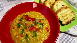 Tipico del periodo primaverile è il macco di fave, ricetta siciliana che ci regala un comfort food perfetto per assaporare i prodotti di stagione. Macco Di Fave Secche E Pomodorini Ricetta E Preparazione Blog