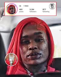 S. Red changed her profile picture 👀