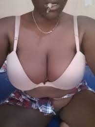 Kenyan BBW nude - @sammyariane's explicit Twitter profile