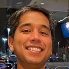 Paul Norvell's Instagram, Twitter & Facebook