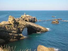 The air travel (bird fly) shortest distance between biarritz and bayonne is 6 km= 4 miles. Biarritz Anglet Bayonne Home Facebook