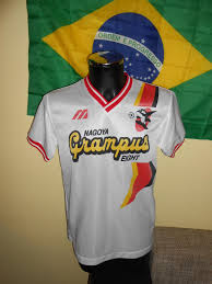 Nagoya grampus eight 2 gamba osaka 0: Nagoya Grampus Eight Dis Saha Futbol Formasi 1991