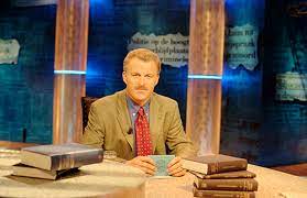 Het jaar nadat ik afgewezen was voor de kunstacademie, ben ik verschillende cursussen gaan doen bij de usva, om bij de tweede toelating iets meer te kunnen laten zien. Peter R De Vries Crime Reporter Wikipedia