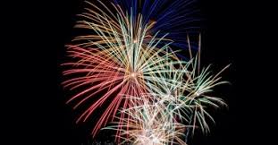 Spectacle pyrotechnique de la société carnaval artifices evenementiel pour la commune de oissel sur seine le thème était le club… Ou Aller Voir Les Feux D Artifice Les 13 Et 14 Juillet