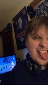 Anyone down for dbd IXSAINT_CLAIRXI