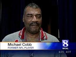 Former NFL Star Visits Hand Middle School