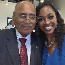 Leonard Starks's Instagram, Twitter & Facebook