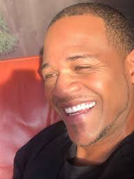 Alex Porter's Instagram, Twitter & Facebook