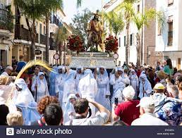 La semana mayor tiene inicio con el domingo de ramos y la bendición de las palmas, de acuerdo con el relato evangélico del ingreso de jesucristo a jerusalén y el entusiasmo. Domingo De Ramos Palmsonntag Almuneca Spanien Stockfotografie Alamy