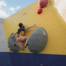 Pour connaître les dates des fêtes, découvrez le calendrier dromadaire. Arkose Tours Rock Climbing Gym Restaurant Facebook