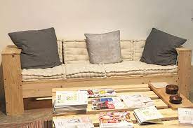 Good interieur de la maison dalida a montmartre awesome fabriquer salon jardin avec palette images design canape with canape interieur en palette. Comment Fabriquer Un Canape En Palette