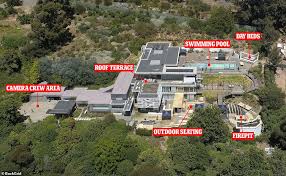 Love island contestant ollie williams has left the villa after just three days in the itv2 reality dating show after he decided he 'still loves someone else'. Inside The 5 3m Winter Love Island Villa In South Africa Ahead Of Its Makeover For The New Series Readsector