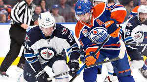 The meeting of these teams at the bell mts arena will take place. Jets Vs Oilers Which Team Is Better Suited For An Outdoor Game Sportsnet Ca