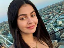 Her birthday, what she did before fame, her family life, fun trivia facts, popularity rankings, and more. Watch Janine Gutierrez Sizzling Hot In A Red Floral Bikini