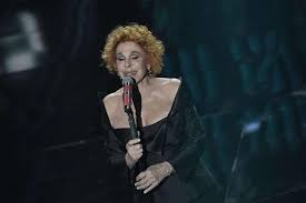 She was previously married to lucio ardenzi. Ornella Vanoni L Elogio Del Perdono Imparando Ad Amarsi