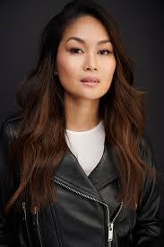 Sheila Milo's Instagram, Twitter & Facebook