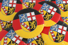 Welchen preis hat die saarland flagge eigentlich? Deutsche Staaten Abzeichen Haufen Von Saarland Flagge Schaltflachen 3d Illustration Lizenzfreie Fotos Bilder Und Stock Fotografie Image 76109248
