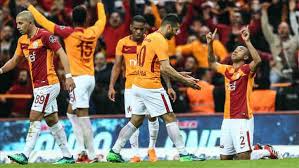 Oyunda galatasaray'ın güncel forması, logosu ve kadrosu ile daha eğlenceli bir şekilde oynayabilirsiniz. Galatasaray Kits Dream League Soccer 2018 Dls Mejoress