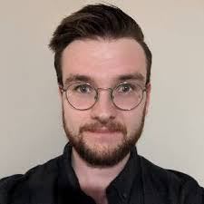 Larry Bliss's Instagram, Twitter & Facebook